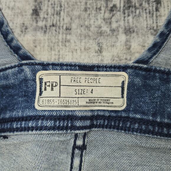 Free People Overalls Womens 4 Blue Denim Wide Leg Adjustable Straps Pockets Zip - Picture 7 of 16